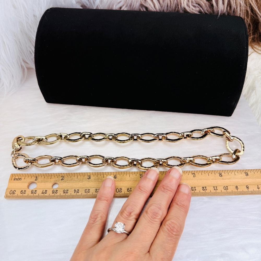 Vintage aged, goldtone, weighted Link Chain Necklace - Picture 9 of 10